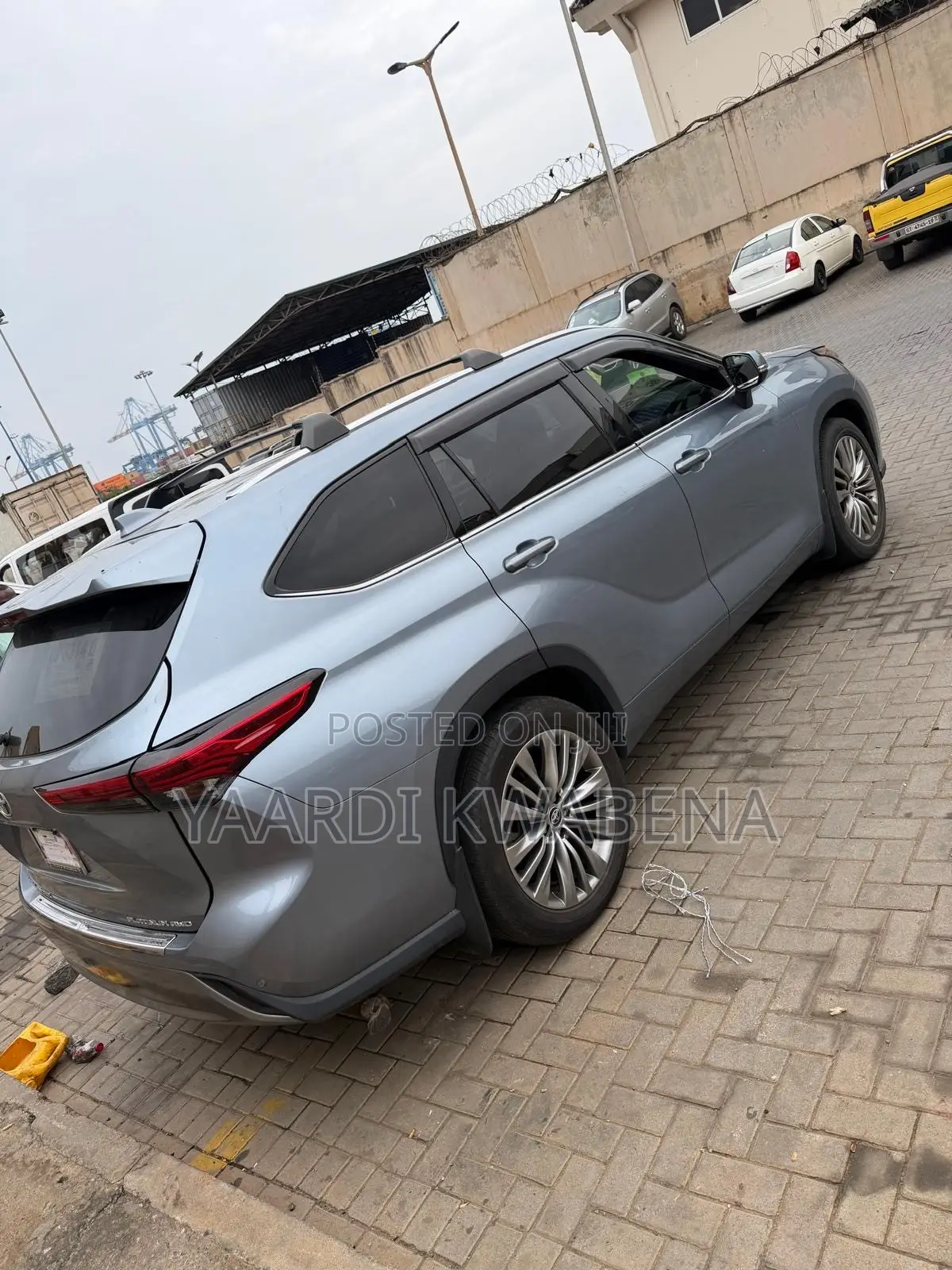 Toyota Highlander Platinum 2022 Blue