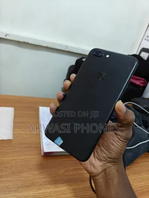 Apple iPhone 7 Plus 32 GB Black