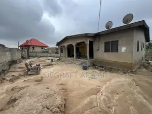 5bdrm House in Buokrom South Africa, Kumasi Metropolitan for sale