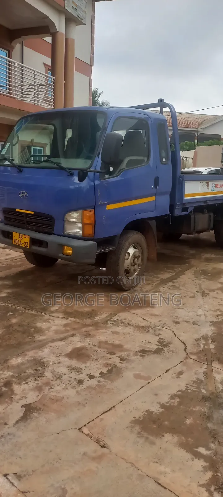 Hyundai Mighty 2