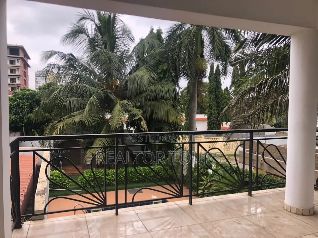 4bdrm House in Airport Residential Area for rent