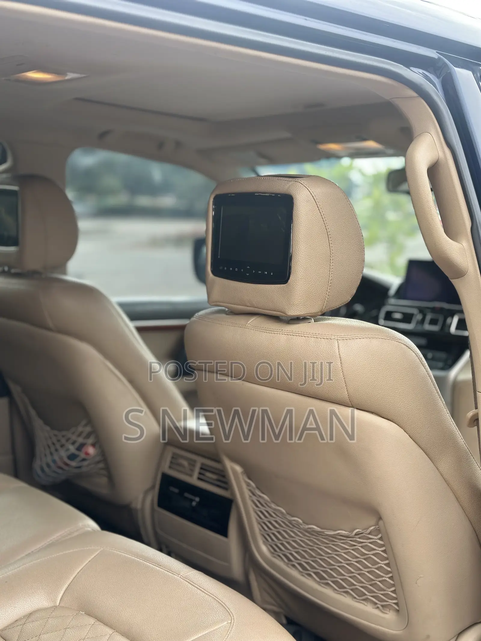 Toyota Land Cruiser Available for Rent