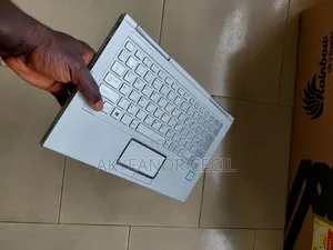 Laptop NEC 4GB Intel Core i5 SSD 128GB
