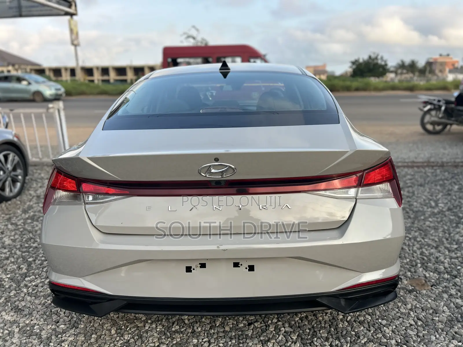 Hyundai Elantra 2021