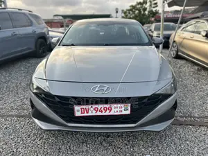 Hyundai Elantra 2021