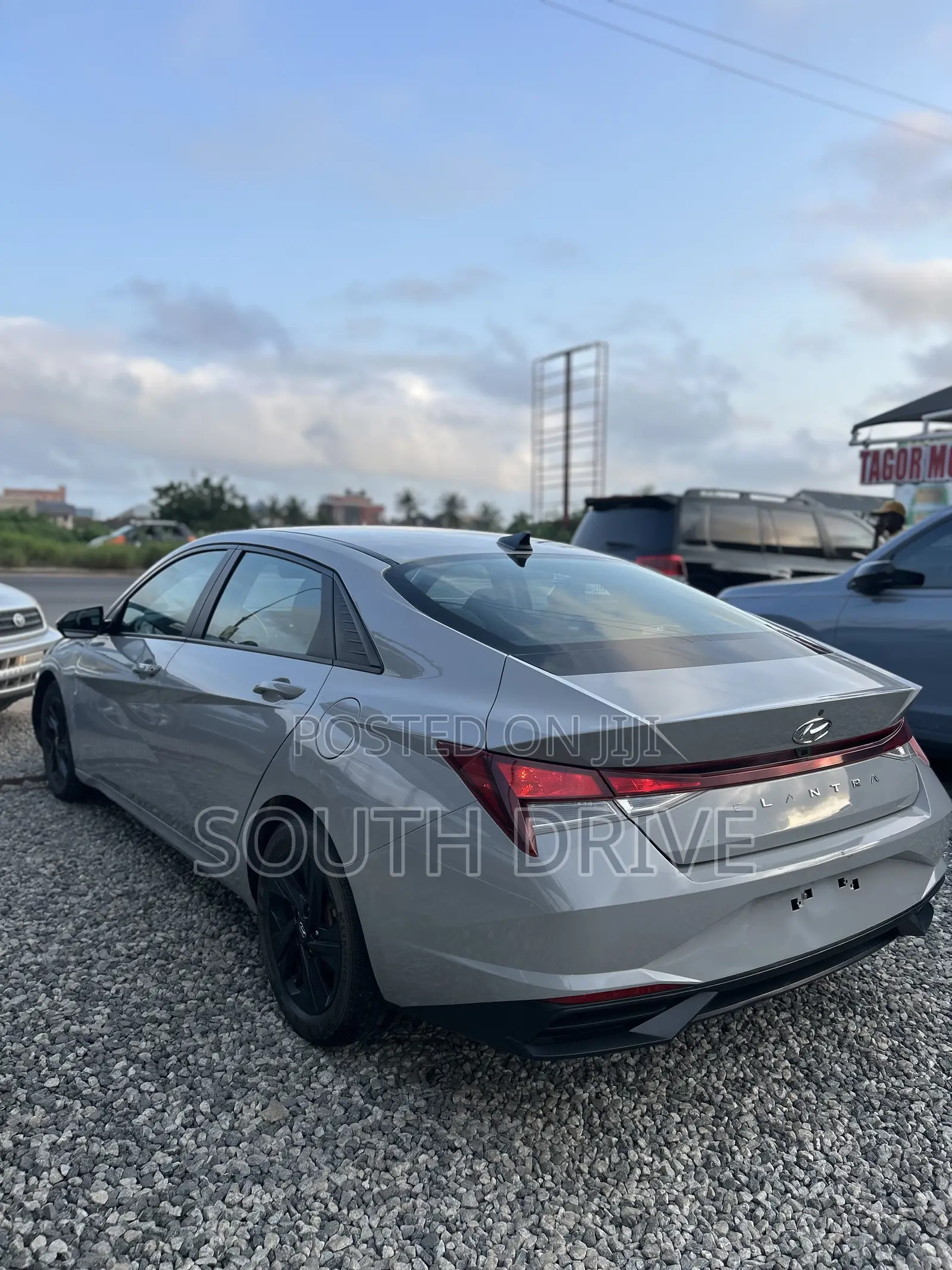 Hyundai Elantra 2021