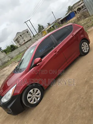 Hyundai Accent SE Hatchback 2017 Red