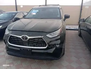 Toyota Highlander 2024 Black