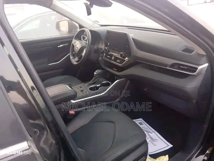 Toyota Highlander 2024 Black