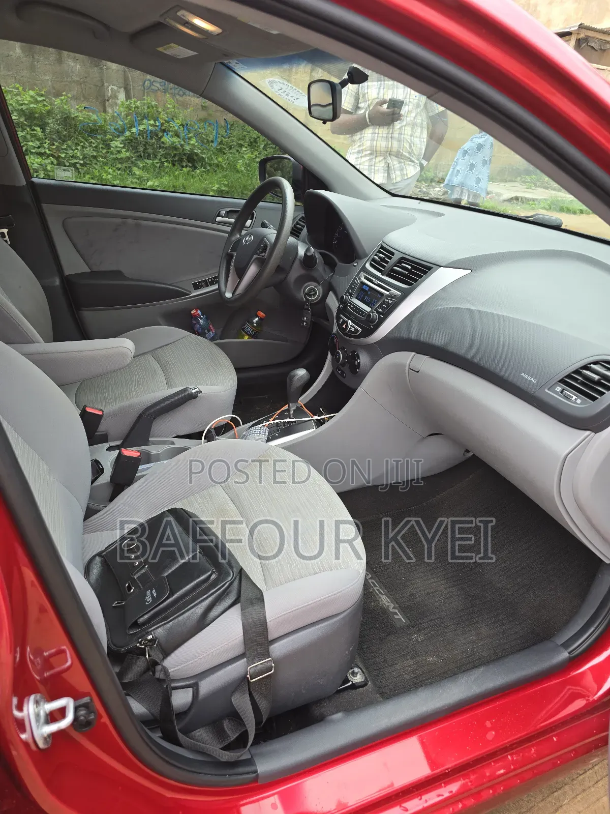 Hyundai Accent SE Hatchback 2017 Red