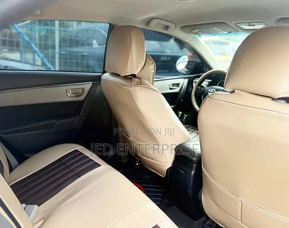 Toyota Corolla 2017 Gray