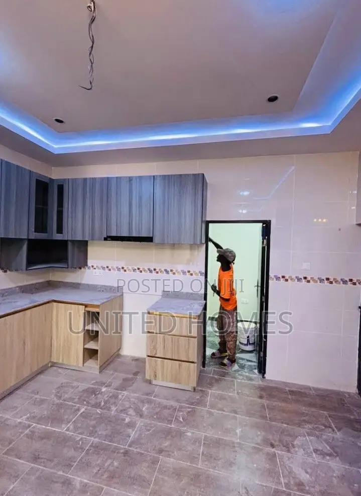 3bdrm House in Gbawe for sale