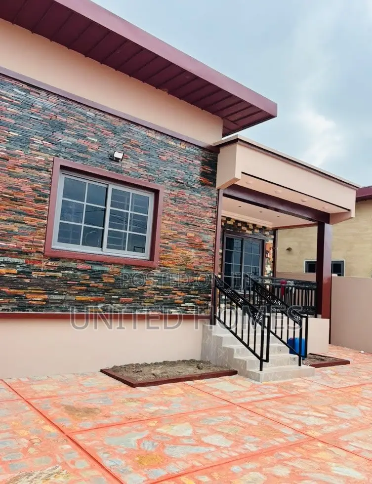 3bdrm House in Gbawe for sale