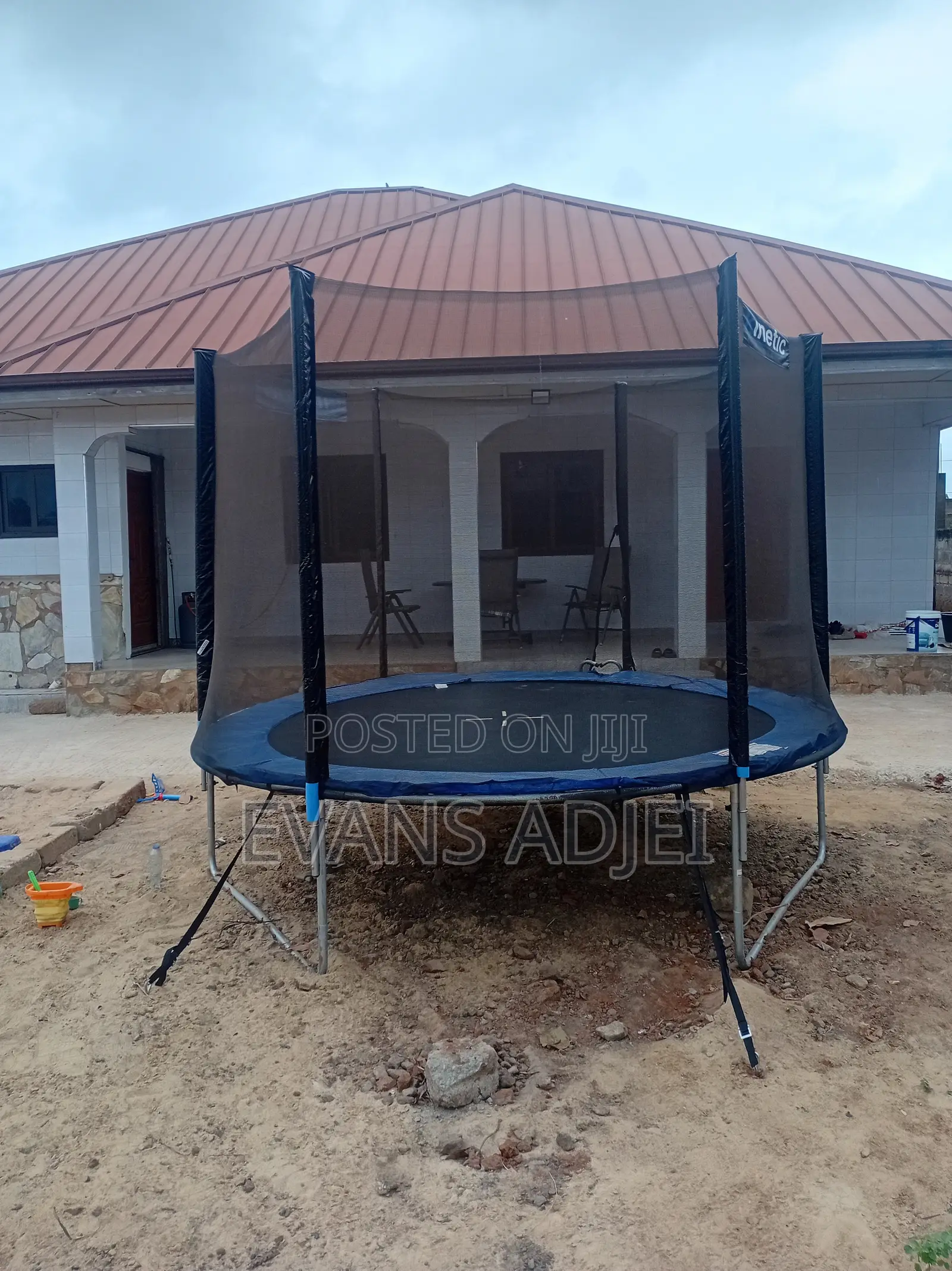 Trampoline