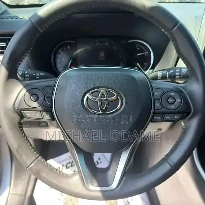 Toyota RAV4 2020 Silver