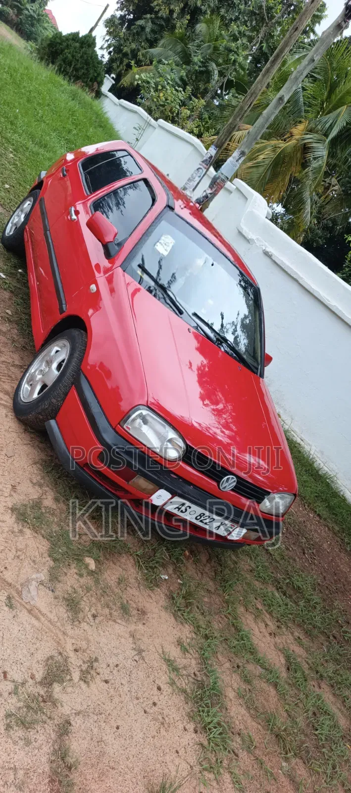 Volkswagen Golf 2000 Red