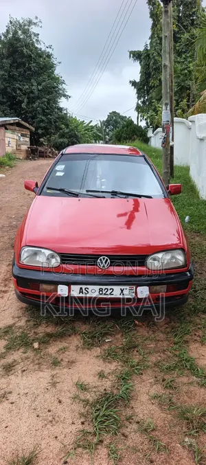 Volkswagen Golf 2000 Red