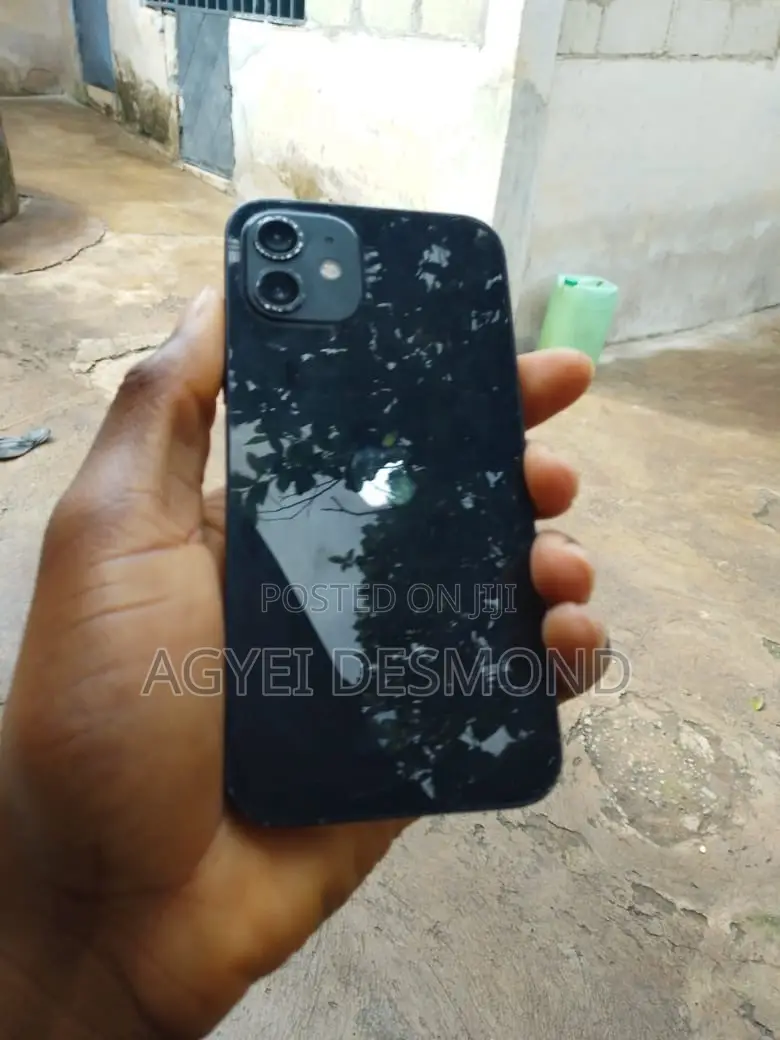 Apple iPhone 12 64 GB Black