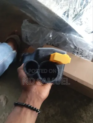 BMW E46 4cylinder Reservoir Bottle