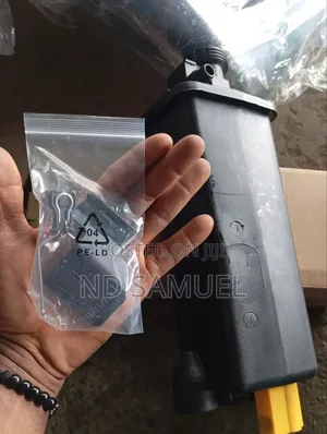 BMW E46 4cylinder Reservoir Bottle