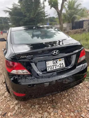 Hyundai Accent 2012 Black