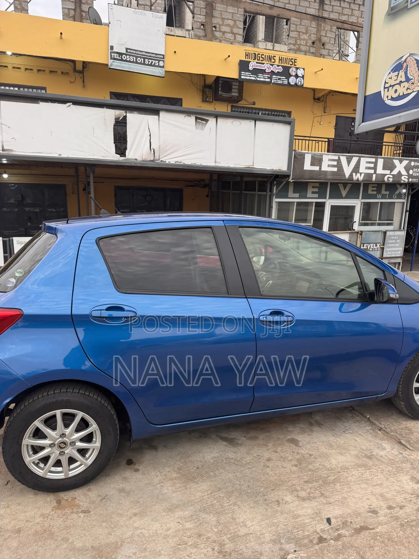 Toyota Vitz 1.3 FWD 5dr 2015 Blue