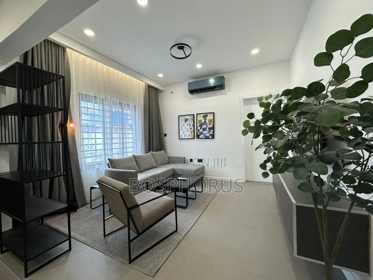 Furnished 2bdrm House in Labone, Coffee Shop Area for rent