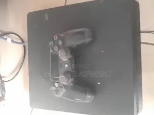 Play Station 4 Console for Sale 500gigabyte