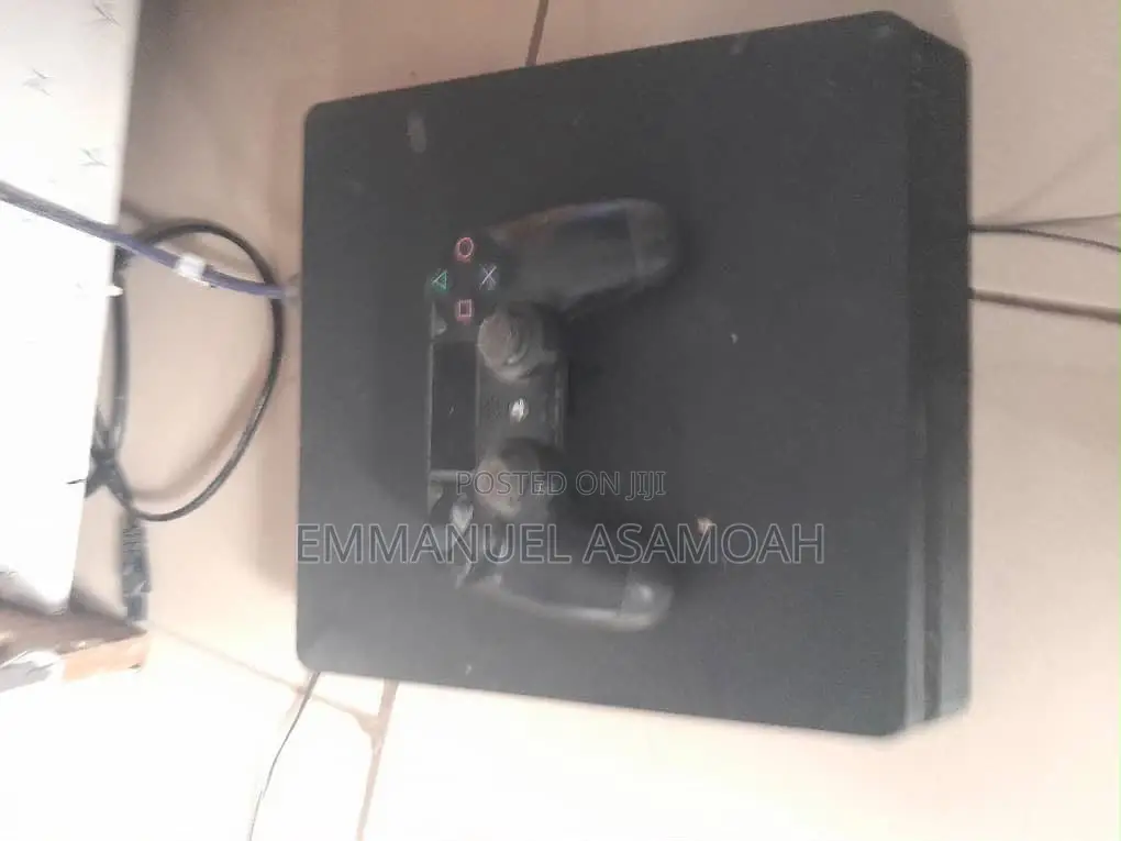 Play Station 4 Console for Sale 500gigabyte