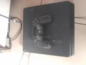 Play Station 4 Console for Sale 500gigabyte