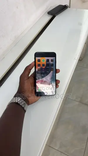 Apple iPhone 7 Plus 128 GB Black