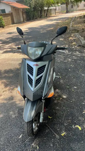 Piaggio Scooter 2014