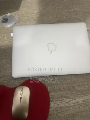Laptop Apple MacBook Air 2017 16GB Intel Core i5 HDD+SSD 500GB