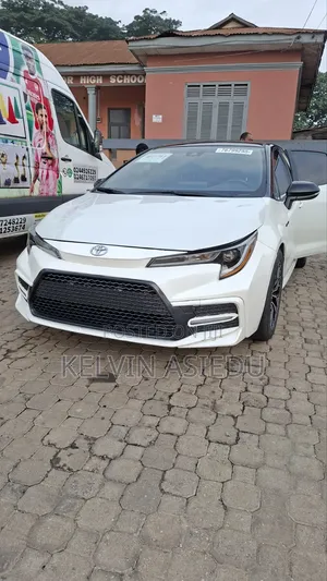 Toyota Corolla Hatchback 2020 White