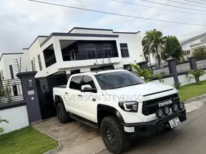 Toyota Tundra 2017 White