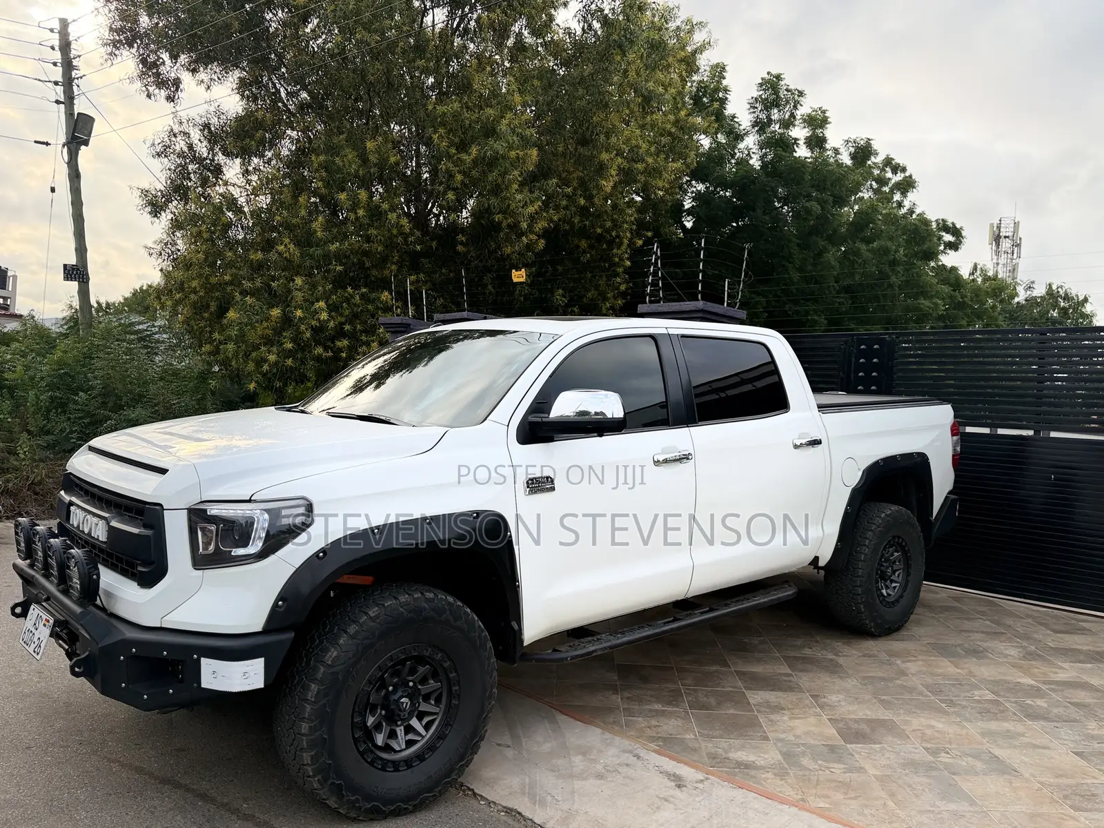 Toyota Tundra 2017 White