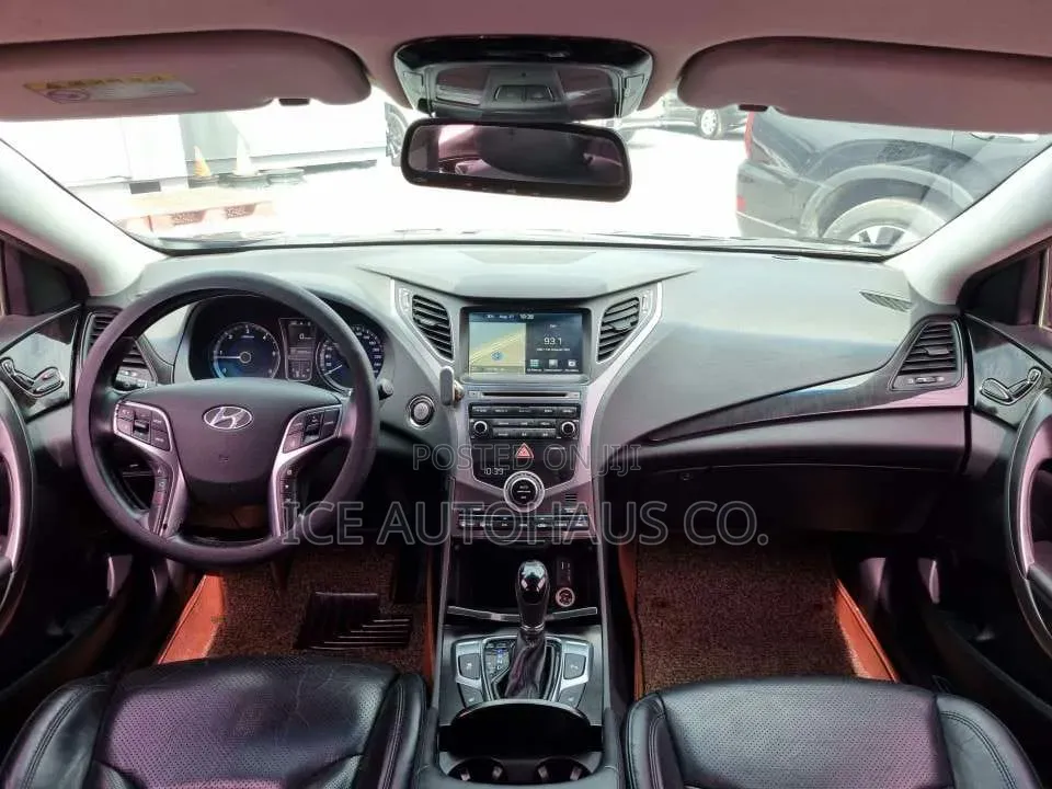Hyundai Grandeur 2016 Black