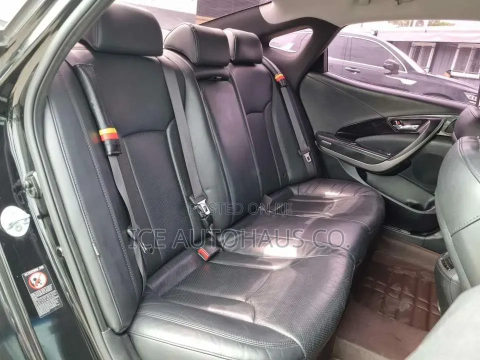 Hyundai Grandeur 2016 Black