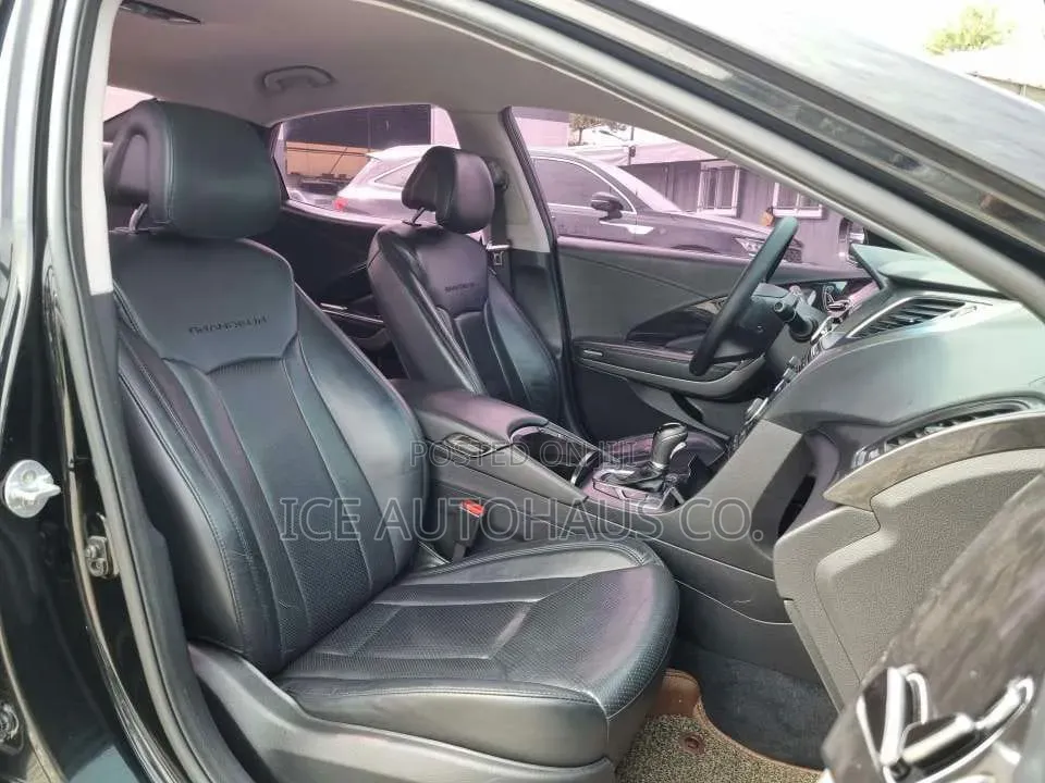 Hyundai Grandeur 2016 Black