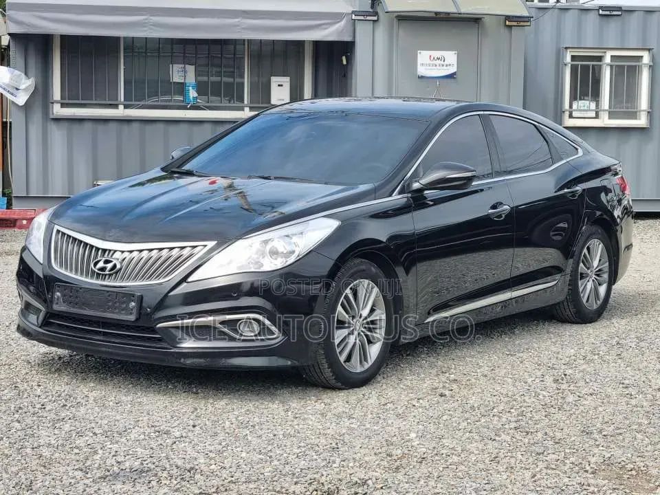 Hyundai Grandeur 2016 Black