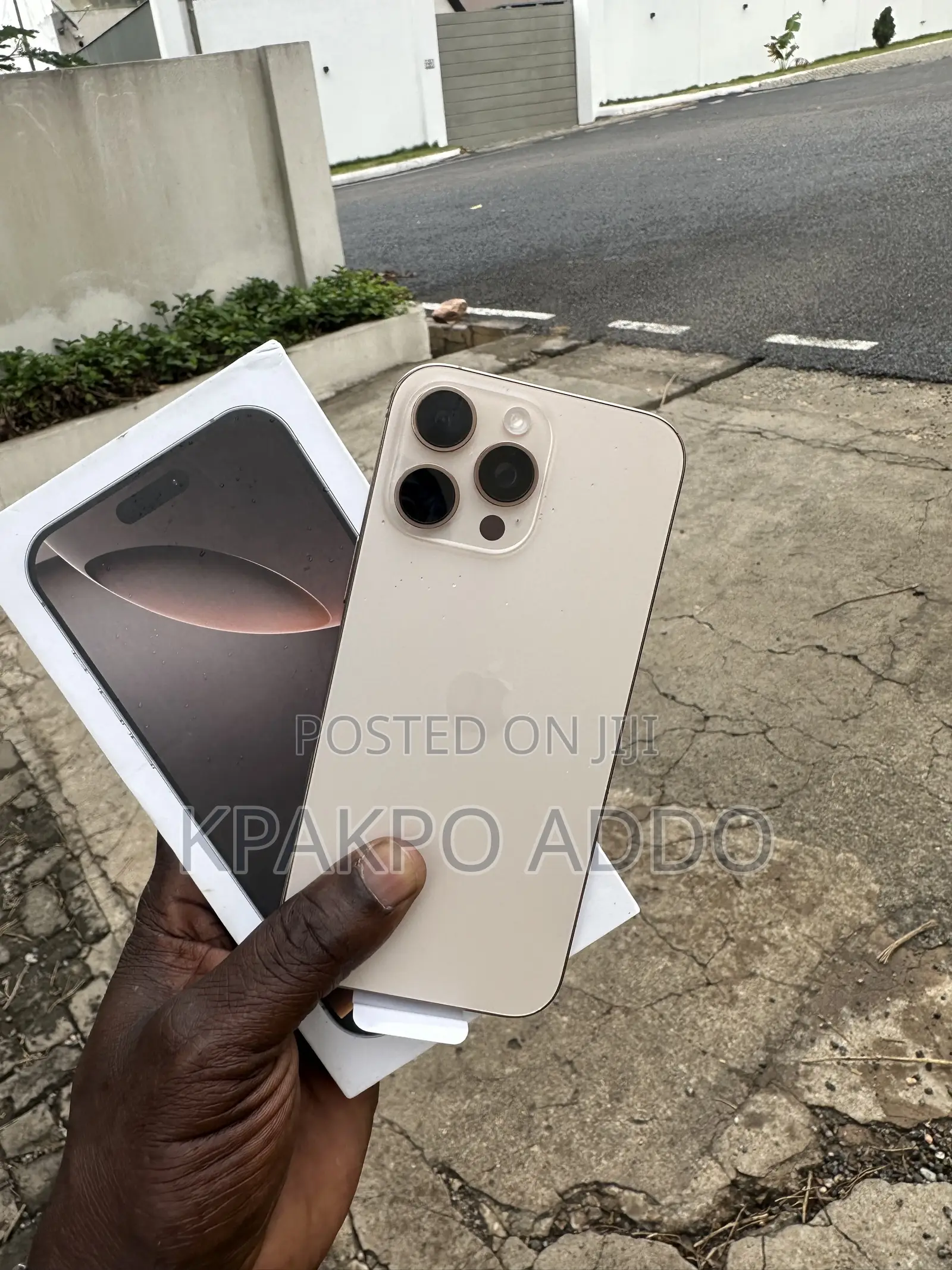 Apple iPhone 16 Pro Max 512 GB Gold