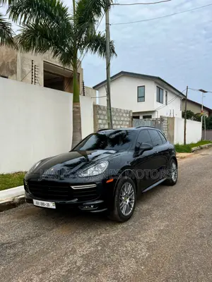 Porsche Cayenne GTS AWD 2018 Black
