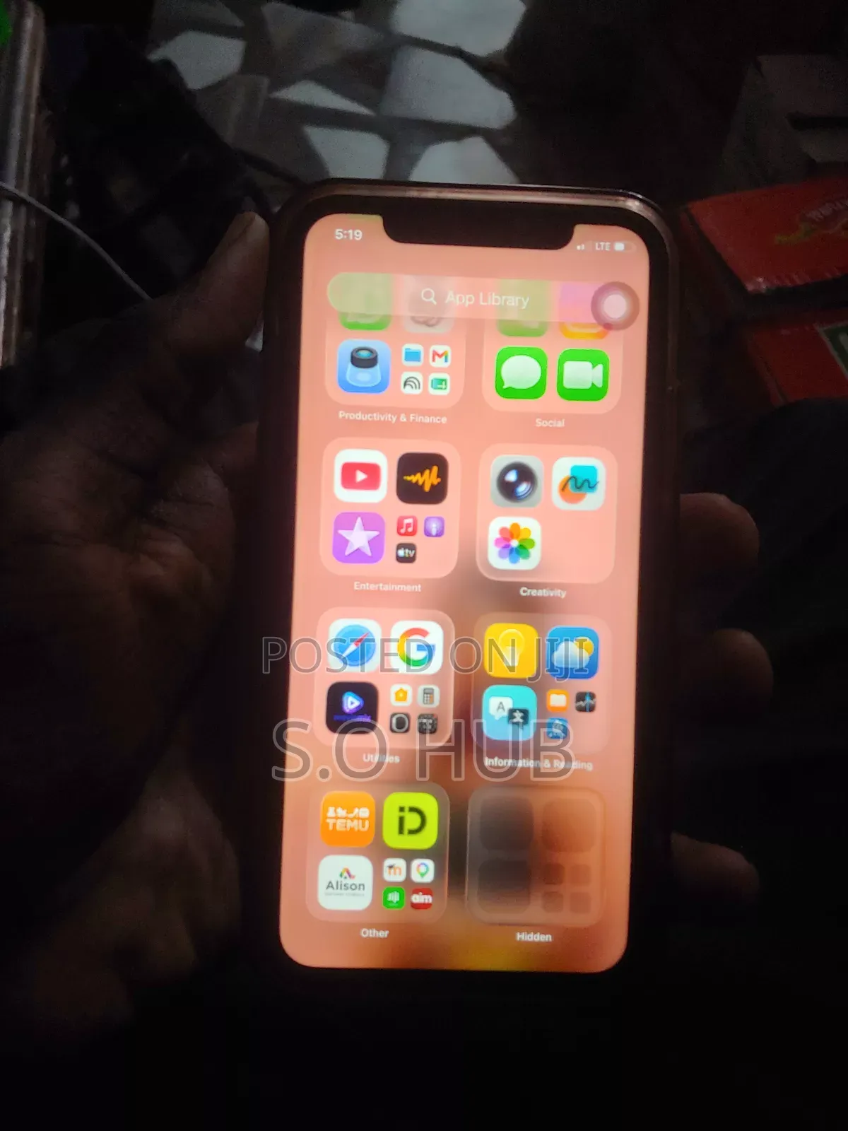 Apple iPhone 11 64 GB Black