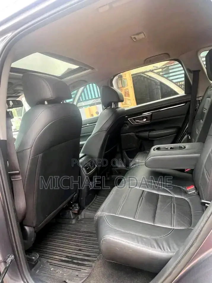 Honda CR-V Touring 2022 Gray