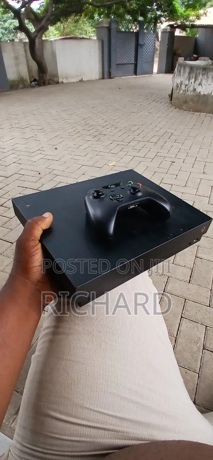 Xbox One X  1tb Loaded With Games Fifa26,forza, Mk  Etc