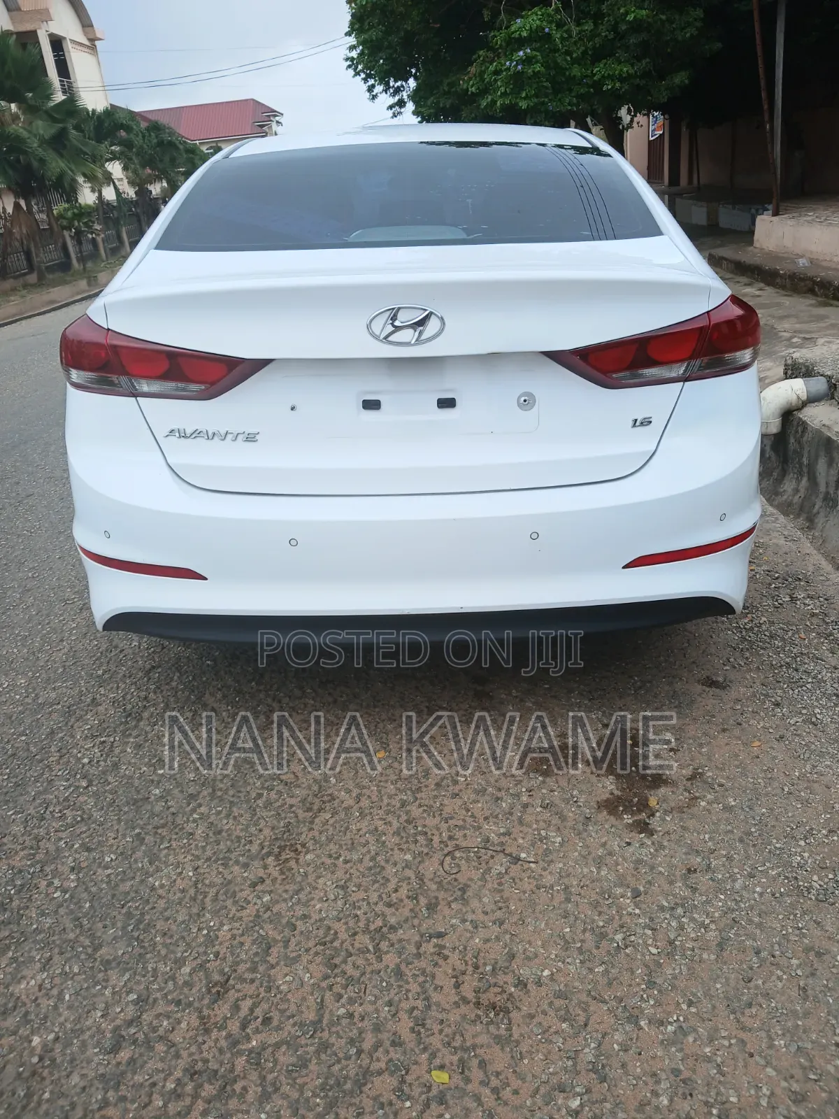 Hyundai Avante 2018 White