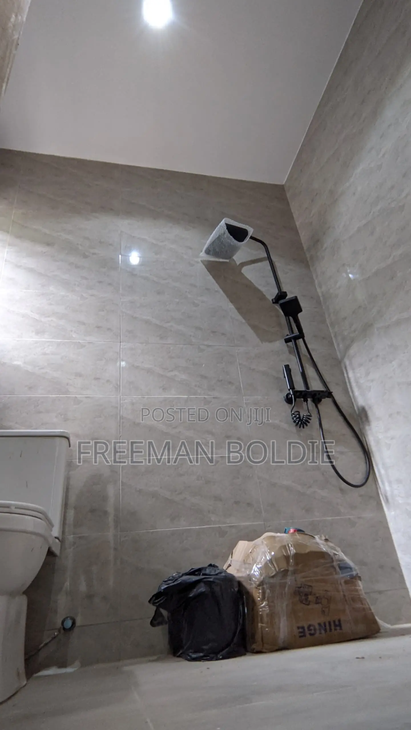2bdrm Apartment in Akplaku, West Hills Mall Area for rent