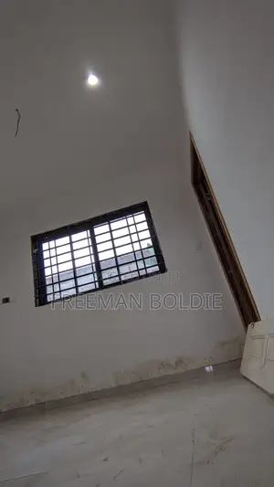 2bdrm Apartment in Akplaku, West Hills Mall Area for rent