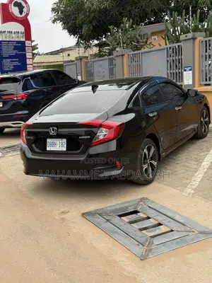 Honda Civic Touring 4dr Sedan (1.5L 4cyl) 2017 Black