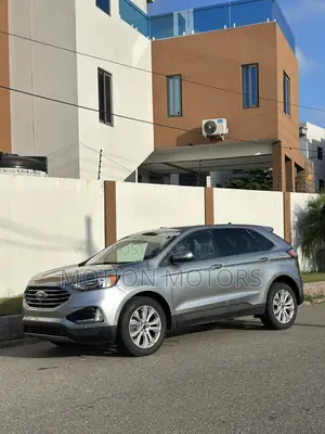 Ford Edge Titanium 2022 Silver